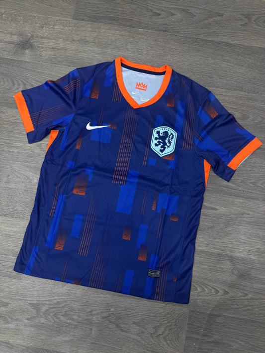T SHIRT CLUB 2025 TRÈS BONNE QUALITÉ MARQUE ET LOGO BRODÉ ( CROATIE 🇭🇷 / CHELSEA 🏴󠁧󠁢󠁥󠁮󠁧󠁿 / HOLLAND 🇳🇱)